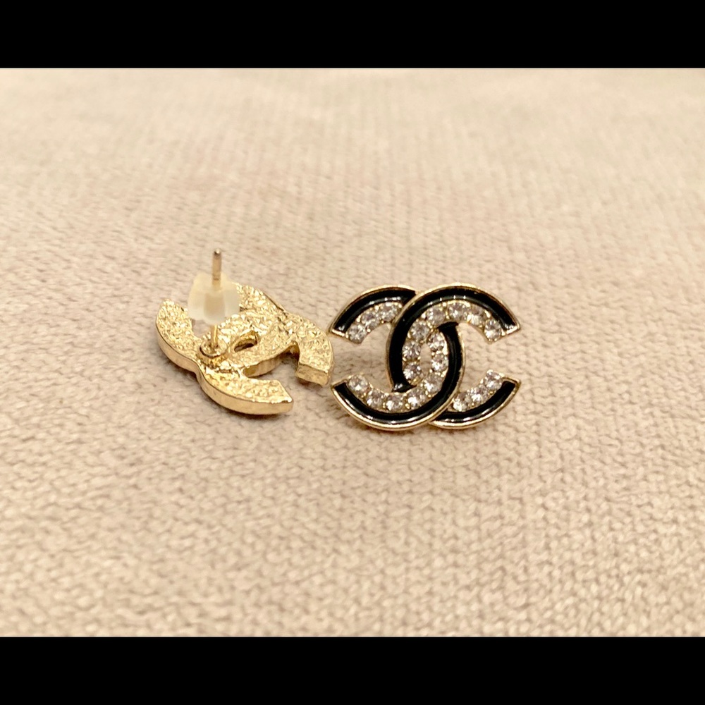 Fashion earrings